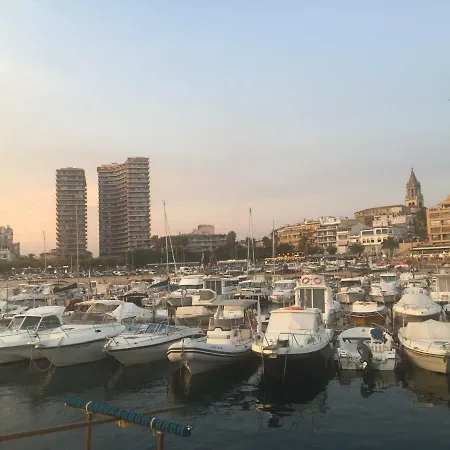 Seafront In * Паламос