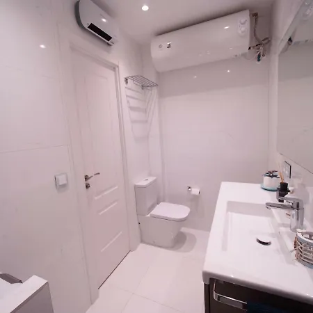 Seafront In Апартаменты