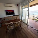 Seafront In Apartment *